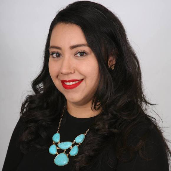 Meet your Posher, Yahaira - Picture 3 of 3